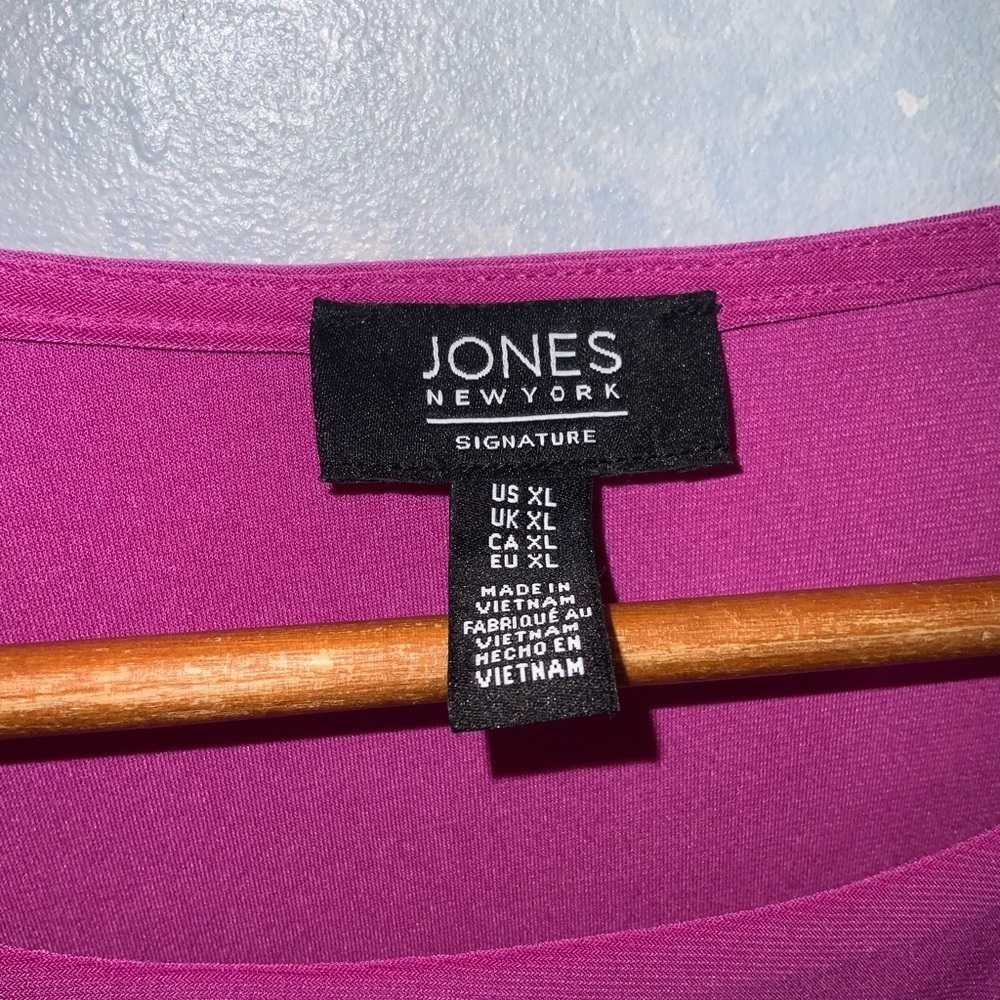 Jones New York Fuchsia Cap Sleeve Silver Studs Round Neck Business Casual Top XL - Picture 6 of 9